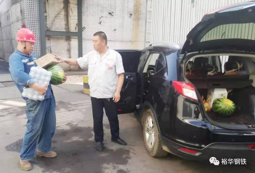 高温慰问到一线 心系基层暖人心